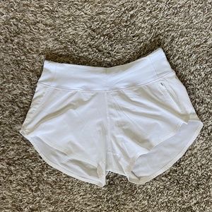 Outdoor Voices Hudson Shorts 4in - White